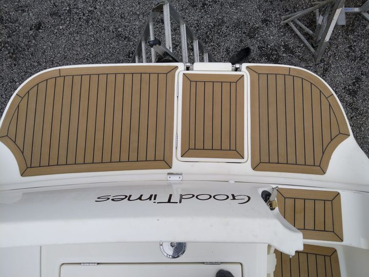 Teektrue approved decking for Jeanneau Boats