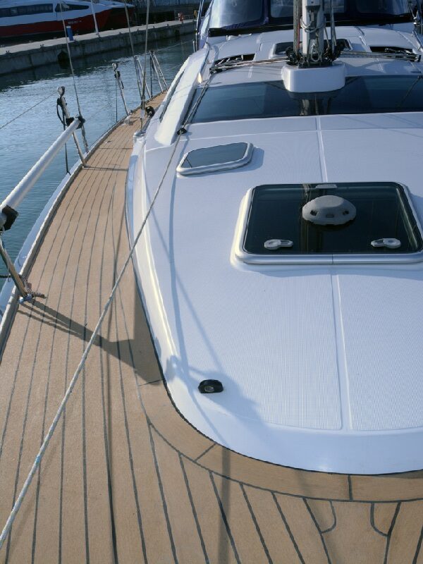 Teektrue approved decking for Jeanneau sailboats