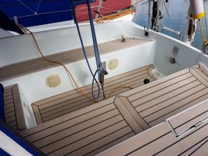 Hunter Pilot 27 pvc synthetic teak deck- Free sample and quote request