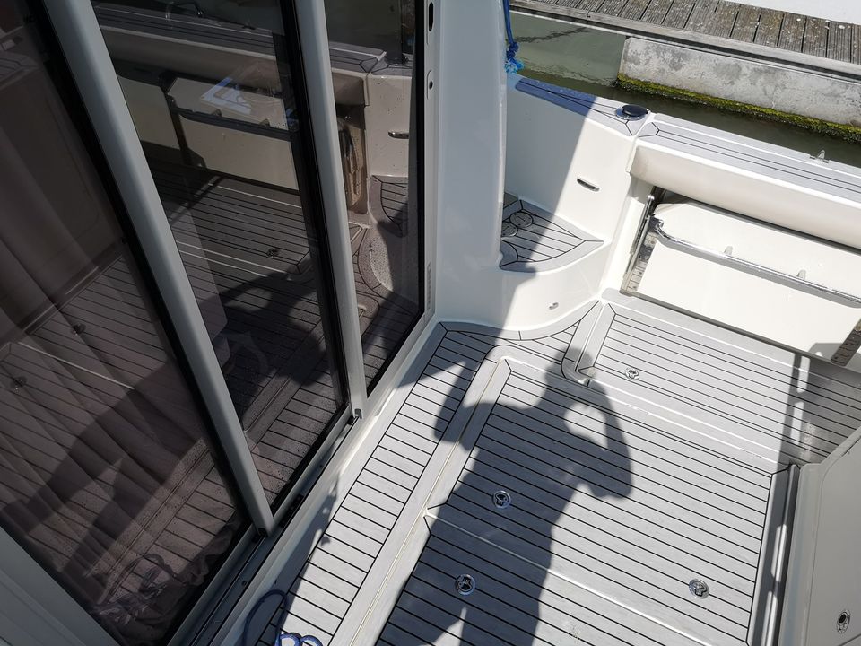 Quicksilver 905 Pilot house pvc synthetic teak deck- Free sample and quote request