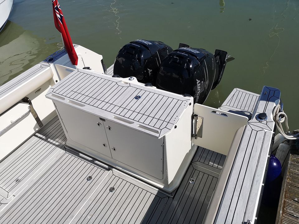 Quicksilver 905 Pilot house pvc synthetic teak deck- Free sample and quote request