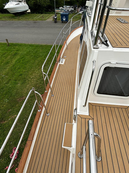 Corvette boats pvc synthetic teak deck- fitted by certified installers - Free sample and quote request