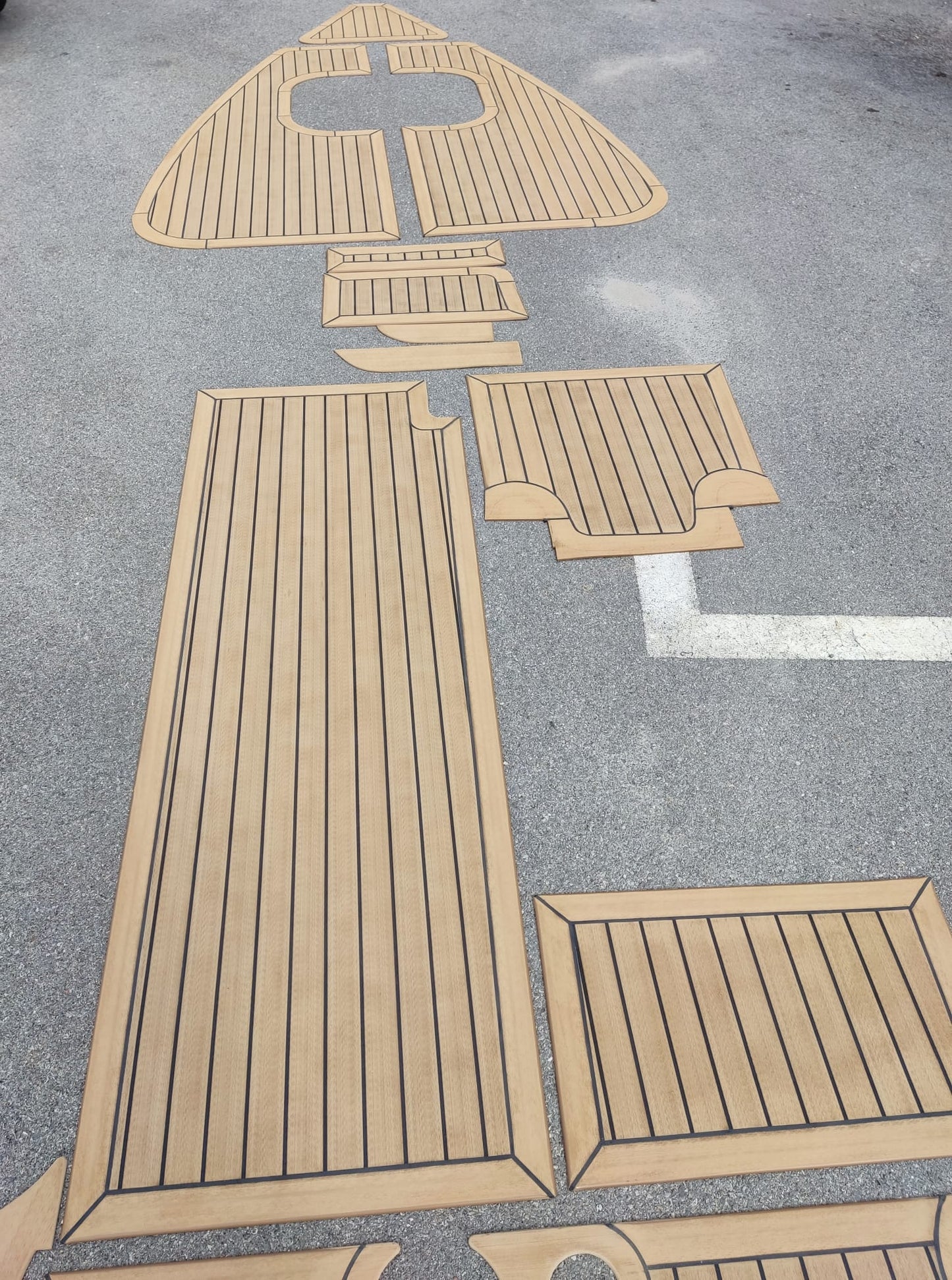 Get Your Free Synthetic Teak Sample, Template Kit and Customised Quote!