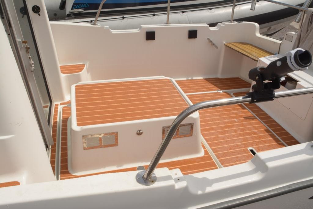 370 Teak and holly IMO soleboard cut length surface vinyl per linear m off the roll- Free sample and quote request